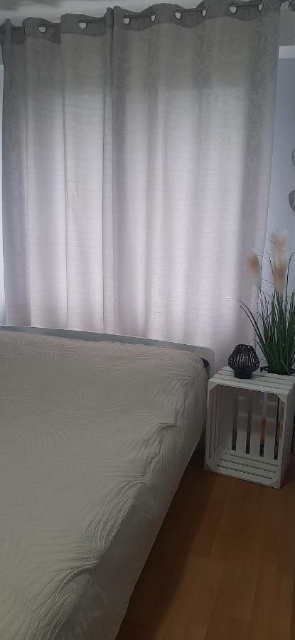 Appartamento Flowers Apartament Piła Esterno foto
